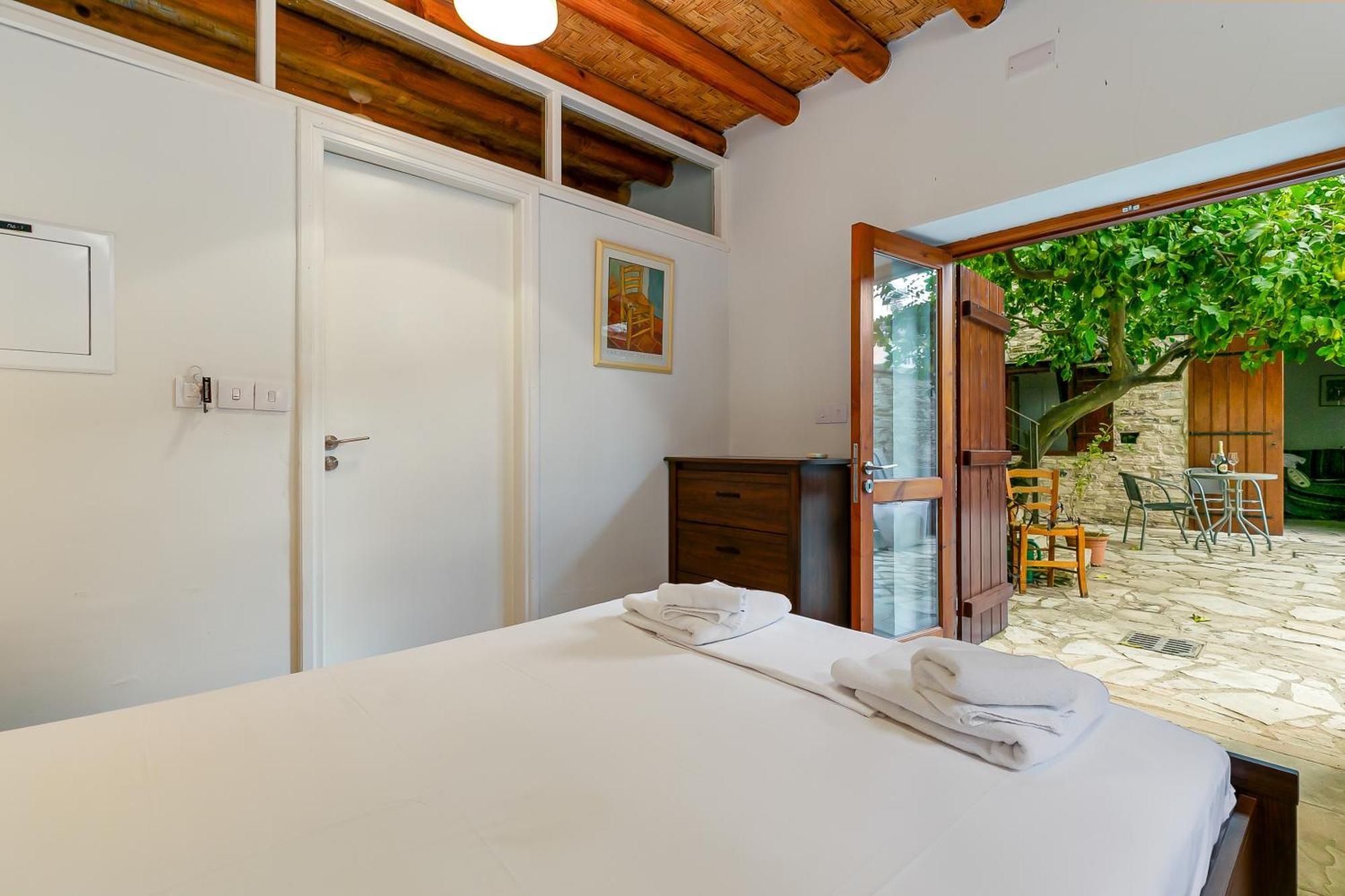 Annis House Hotell Lefkara Exteriör bild